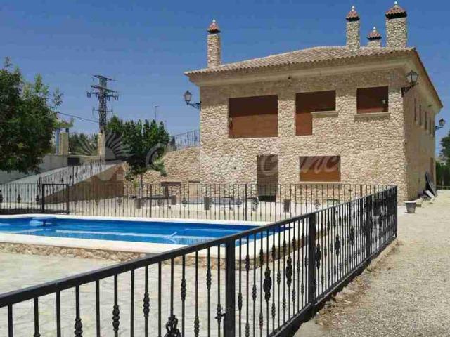 Casa Chalet en Venta en Villena Alicante
