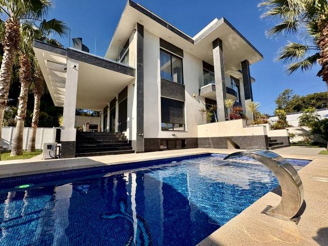 Casa chalet en Venta en Vistahermosa