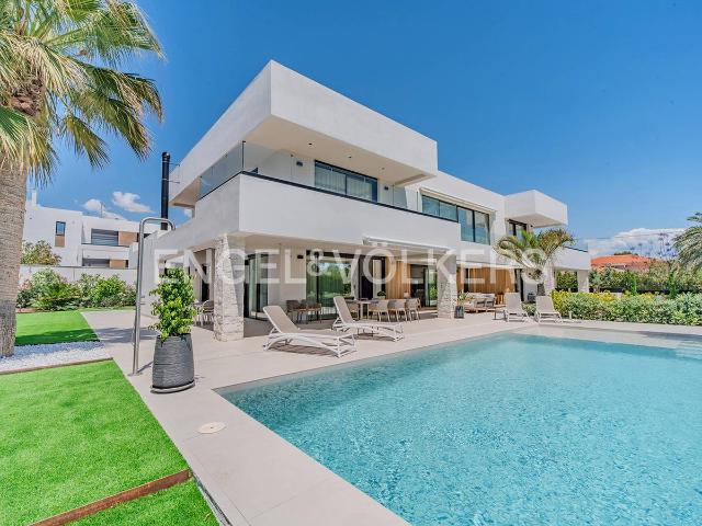 Casa chalet en Venta en Vistahermosa