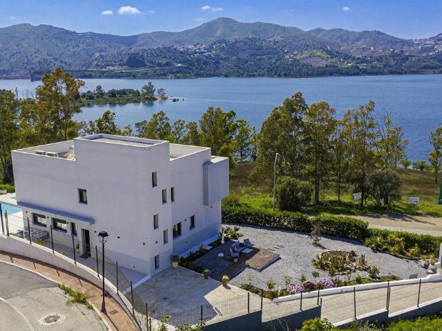 Casa chalet en Venta en Viñuela