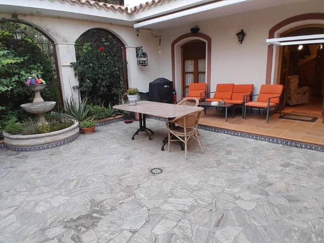 Casa chalet en Venta en Yecla