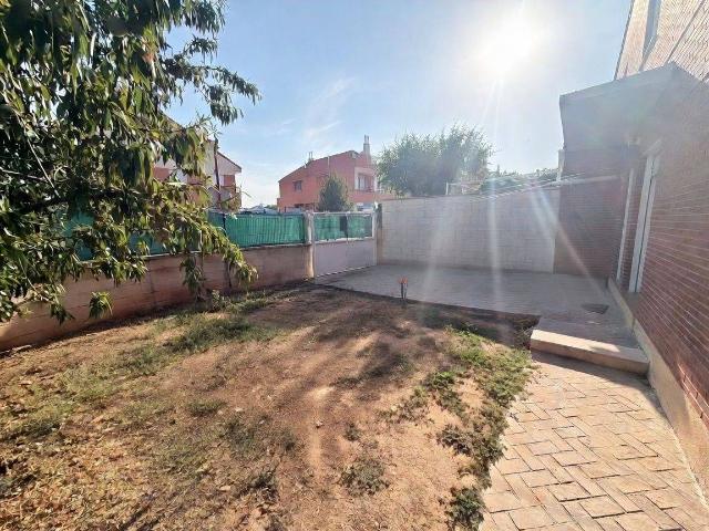Casa chalet en Venta en Yunquera de Henares