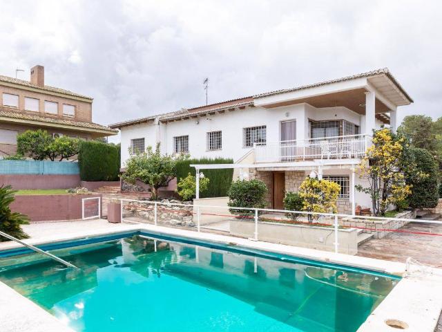 Casa chalet en Venta en Zona Avenida Alta Auditorio