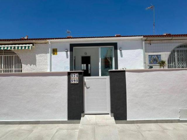 Casa chalet en Venta en Zona Carrefour Urbanizaciones
