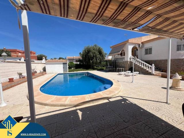 Casa chalet en Venta en Zona Carrefour Urbanizaciones