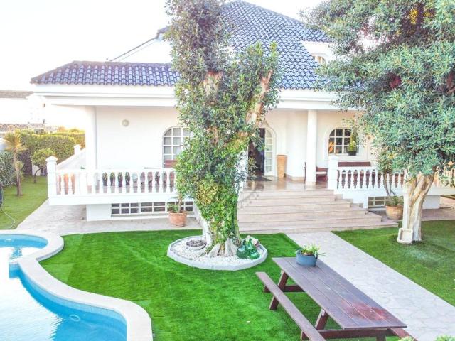 Casa chalet en Venta en Zona Carrefour Urbanizaciones