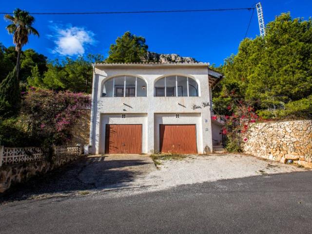 Casa chalet en Venta en Zona Pueblo