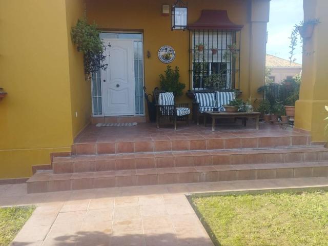 Casa chalet en Venta en Zona Universitaria