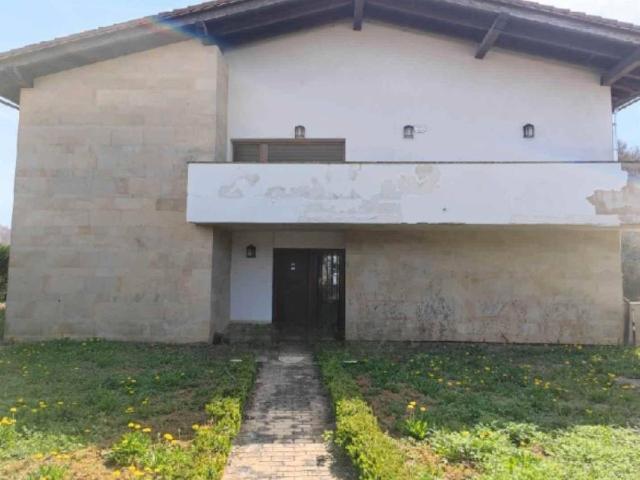 Casa chalet en Venta en Zuia
