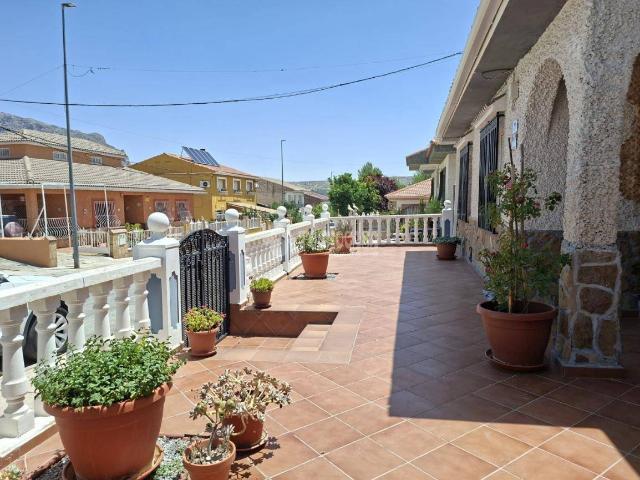 Casa chalet en Venta en Zújar
