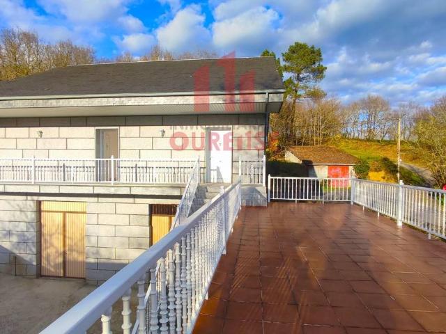Casa chalet en Venta en A Merca