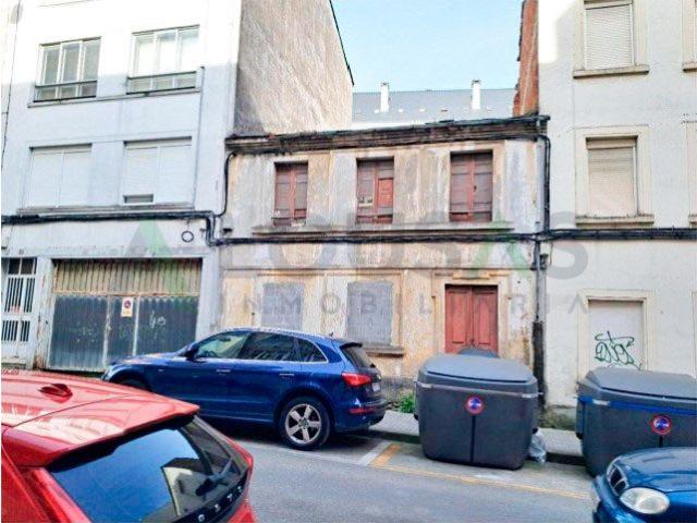 Casa chalet en Venta en A Milagrosa