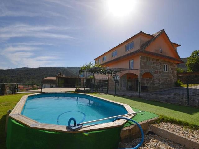 Casa chalet en Venta en A Cañiza