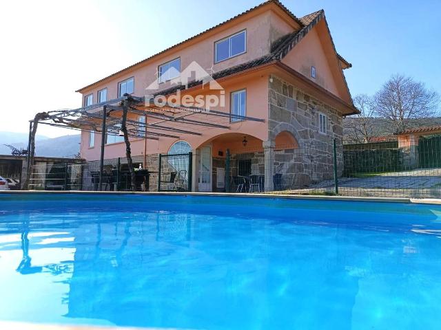 Casa chalet en Venta en A Cañiza