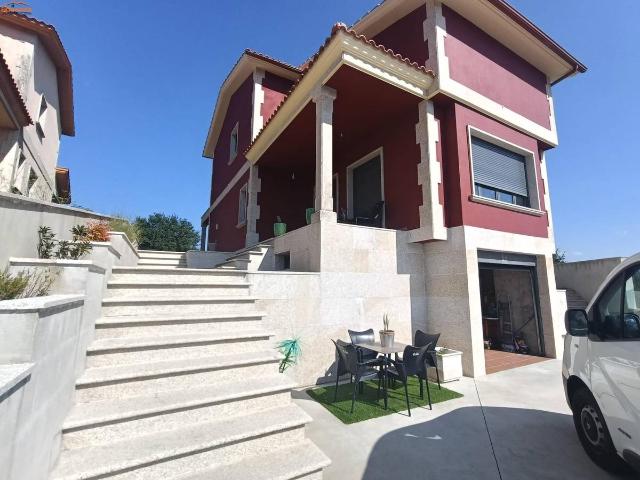 Casa chalet en Venta en A Cañiza