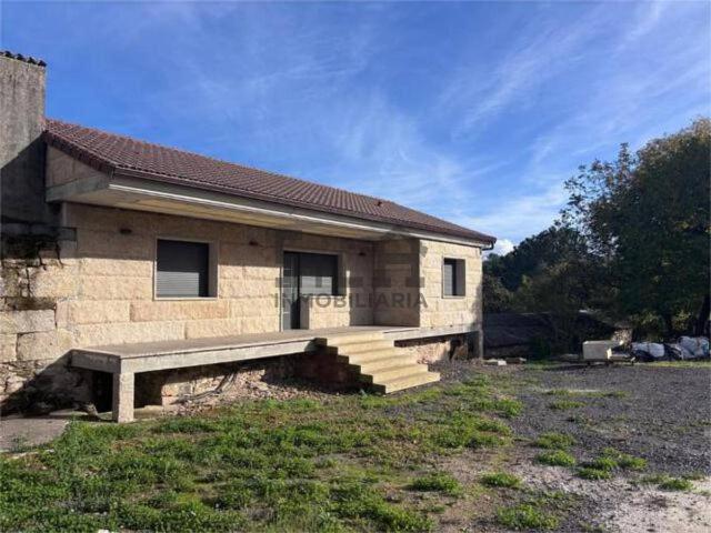 Casa chalet en Venta en A Peroxa
