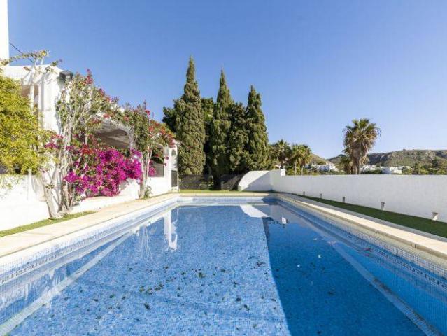 Casa chalet en Venta en Aguamarga
