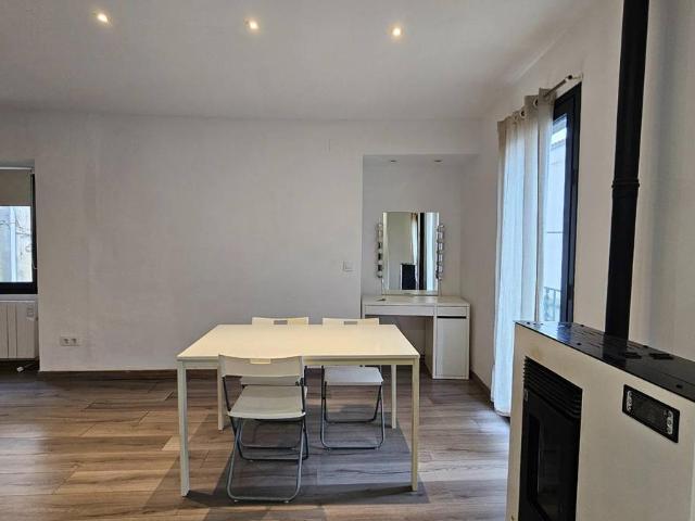 Casa chalet en Venta en Agullana
