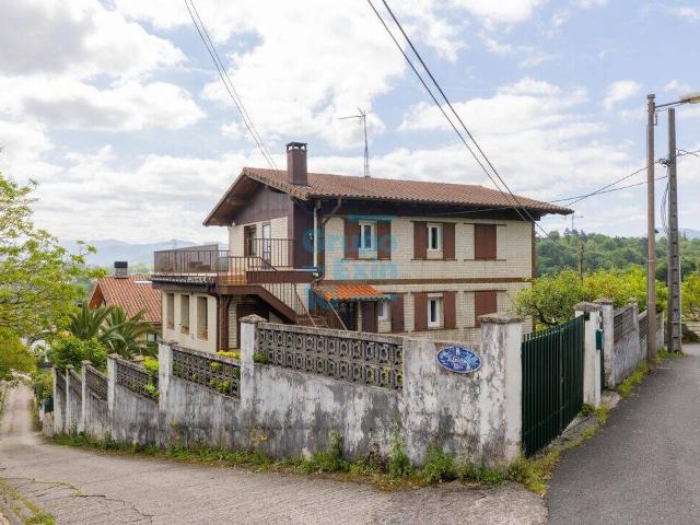 Casa chalet en Venta en Aiete