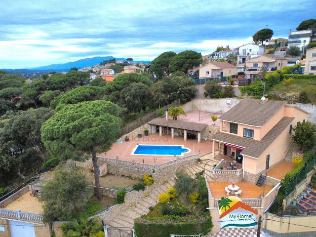 Casa chalet en Venta en Aiguaviva Parc
