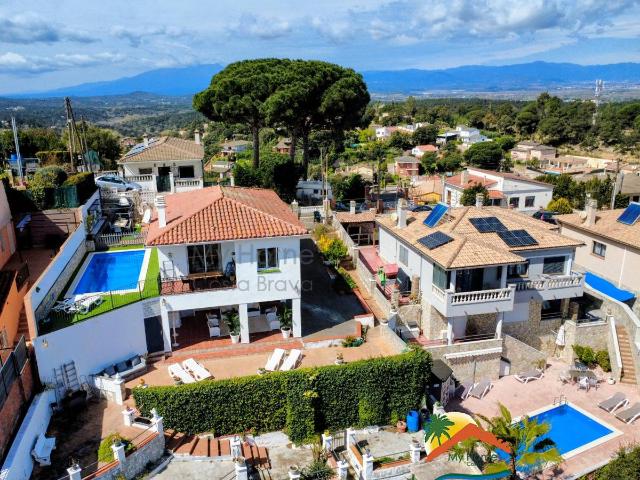 Casa chalet en Venta en Aiguaviva Parc