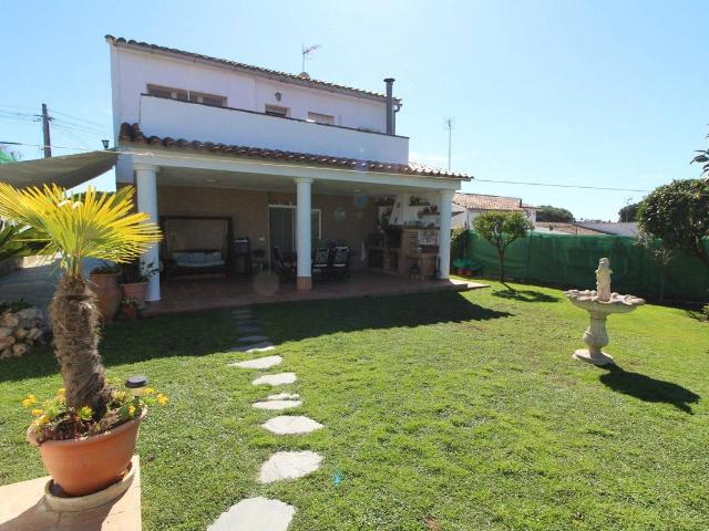 Casa chalet en Venta en Aiguaviva Parc