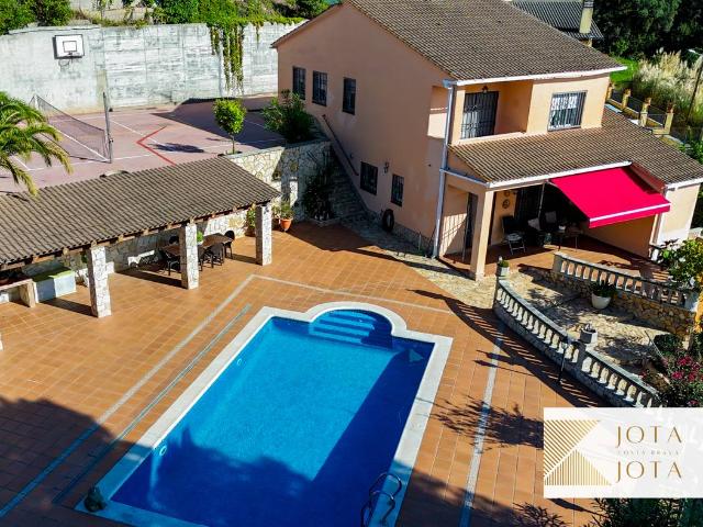 Casa chalet en Venta en Aiguaviva Parc