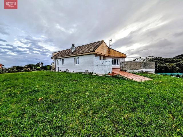 Casa chalet en Venta en Ajo