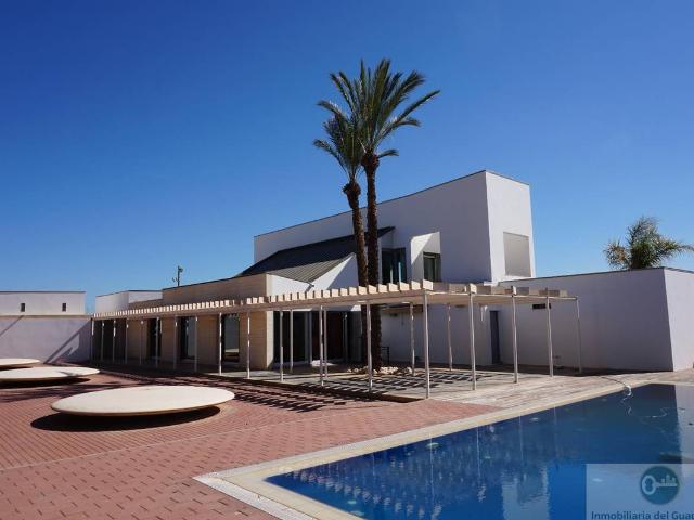 Casa chalet en Venta en Almendricos