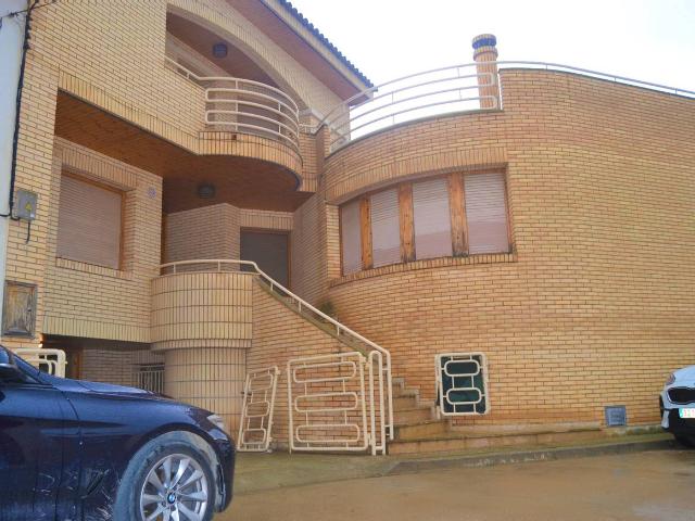 Casa chalet en Venta en Albalatillo