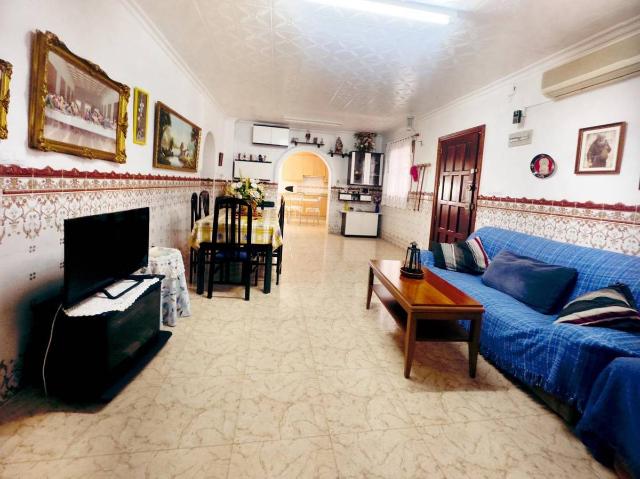 Casa chalet en Venta en Albatera