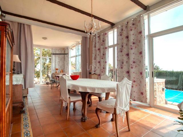 Casa chalet en Venta en Albatera