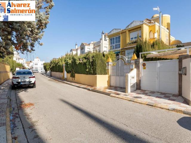 Casa chalet en Venta en Albolote