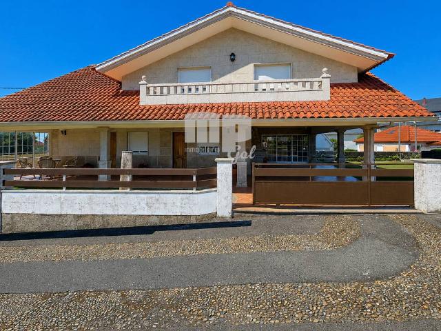 Casa chalet en Venta en Alcabre