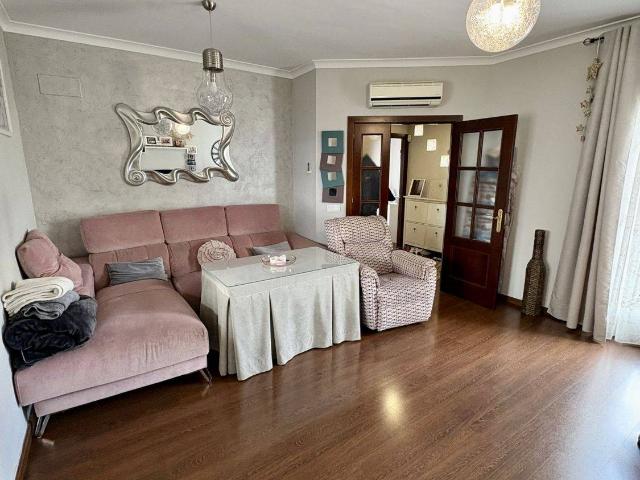 Casa chalet en Venta en Alcalá del Río