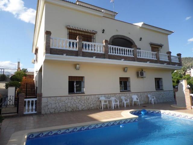 Casa chalet en Venta en Alcaucín
