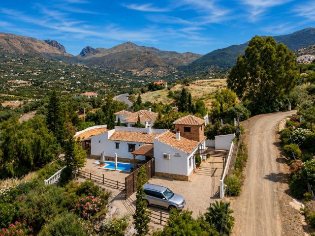Casa chalet en Venta en Alcaucín