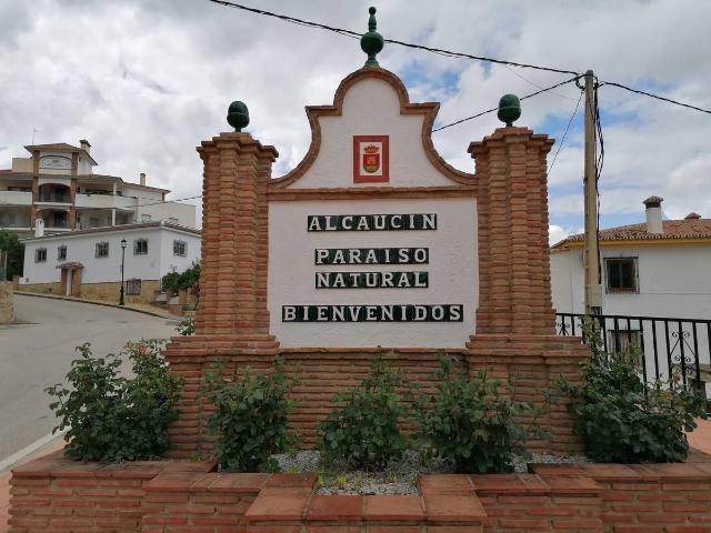 Casa chalet en Venta en Alcaucín