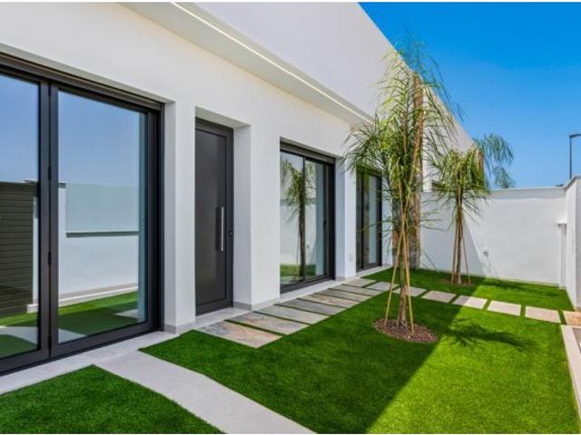Casa Chalet en Venta en Alcazares, Los Murcia