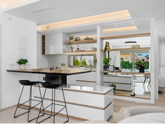 Casa Chalet en Venta en Alcazares, Los Murcia