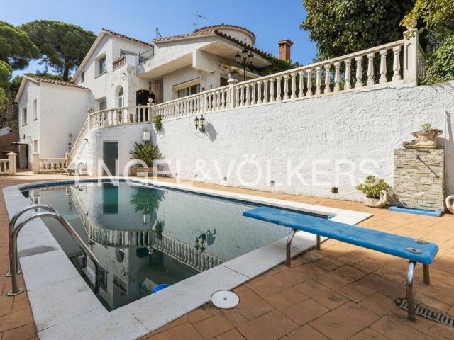 Casa chalet en Venta en Alella