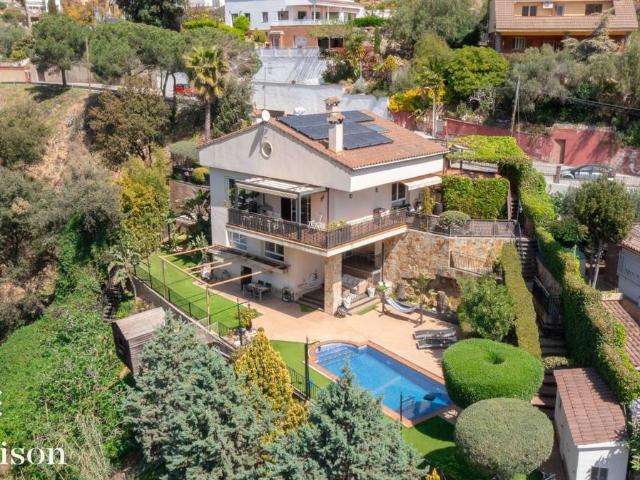 Casa chalet en Venta en Alella