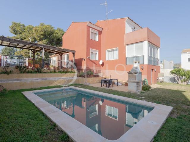 Casa chalet en Venta en Alfinach Los Monasterios