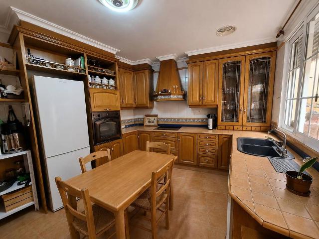Casa chalet en Venta en Algueña