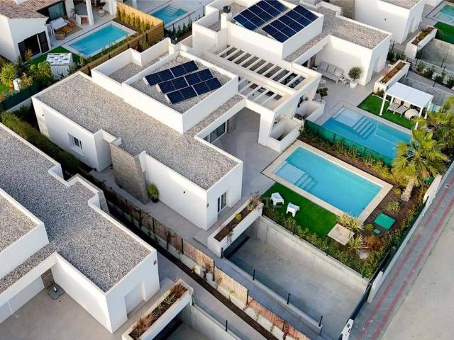 Casa chalet en Venta en Algorfa