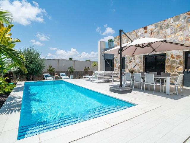 Casa chalet en Venta en Algorfa