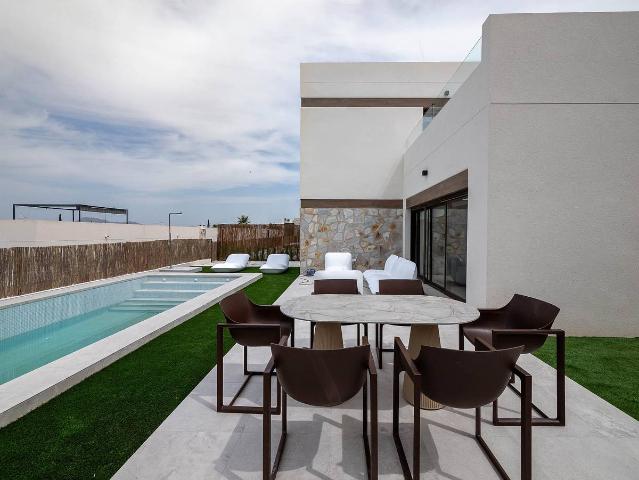 Casa chalet en Venta en Algorfa