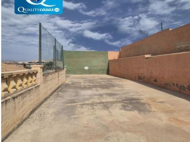 Casa Chalet en Venta en Alicante Alicante Ref: 16478