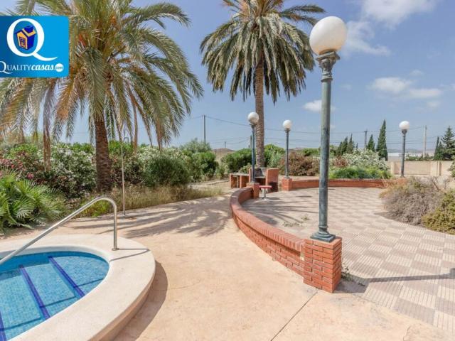 Casa Chalet en Venta en Alicante Alicante Ref: 25175