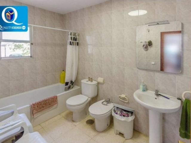 Casa Chalet en Venta en Alicante Alicante Ref: 25175